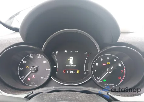 2020 Fiat 500X Trekking Awd z USA, uszkodzony, nr VIN ZFBNFYB14LP856750